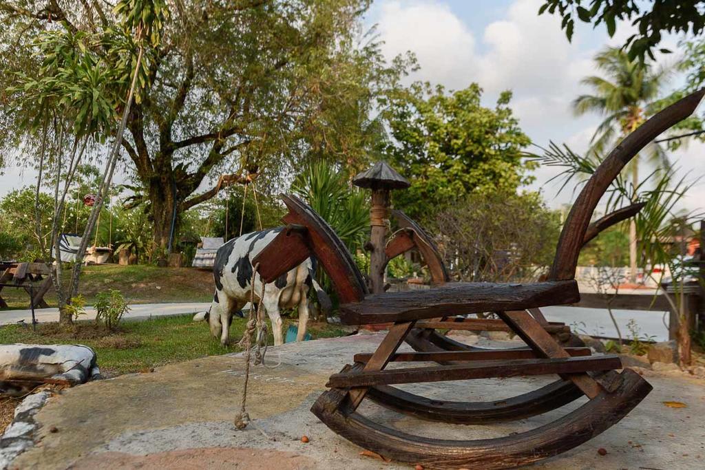 Cowboy Farm Resort Pattaya Ban Huai Yai Exterior foto